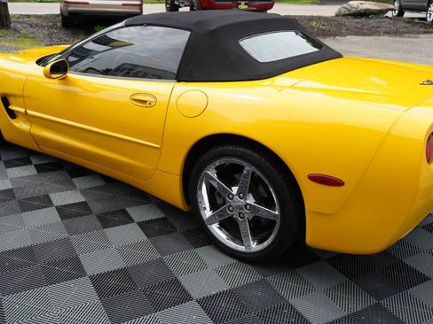 Used 2000 Chevrolet Corvette Convertible w/ Memory Pkg RWD image 22