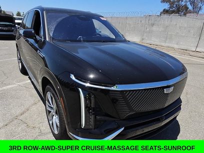 Used 2026 Cadillac Vistiq Luxury