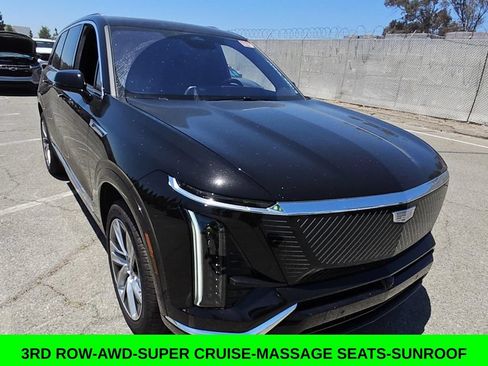 Used 2026 Cadillac Vistiq Luxury AWD/4WD image 1