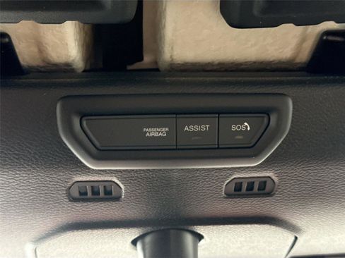 Used 2020 Jeep Gladiator Overland image 21