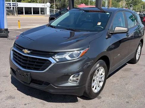 Used 2020 Chevrolet Equinox LS FWD image 5