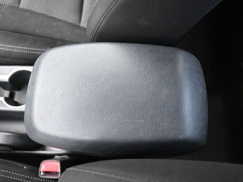 Used 2016 Hyundai Elantra GT image 34