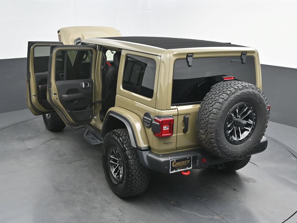 Used 2025 Jeep Wrangler Unlimited Rubicon AWD/4WD image 56