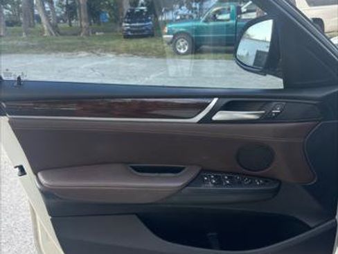 Used 2017 BMW X4 xDrive28i image 17