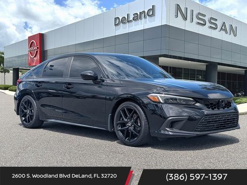 Used 2023 Honda Civic Sport image 1