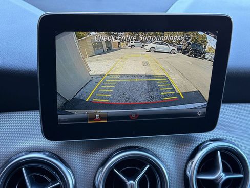 Used 2019 Mercedes-Benz GLA 250 image 23