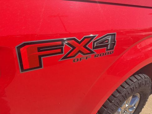 Used 2016 Ford F150 XLT w/ Equipment Group 302A Luxury image 10