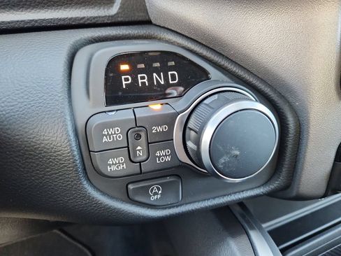 New 2026 RAM 1500 Big Horn AWD/4WD image 13