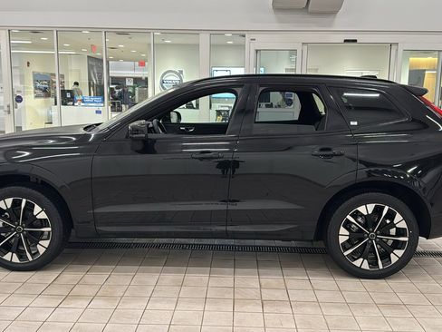 Used 2026 Volvo XC60 B5 Plus w/ Climate Package image 8
