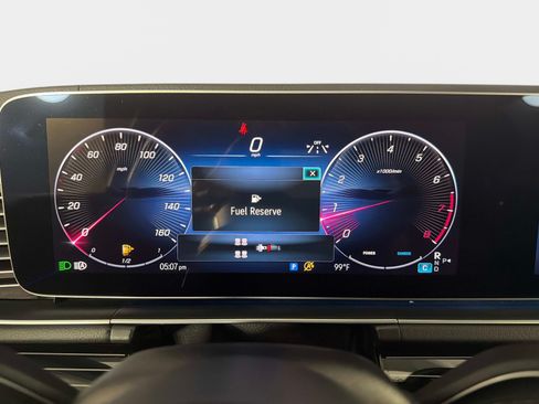 Used 2025 Mercedes-Benz GLS 580 4MATIC image 46