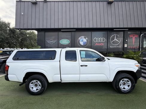 Used 2021 Toyota Tacoma SR image 8