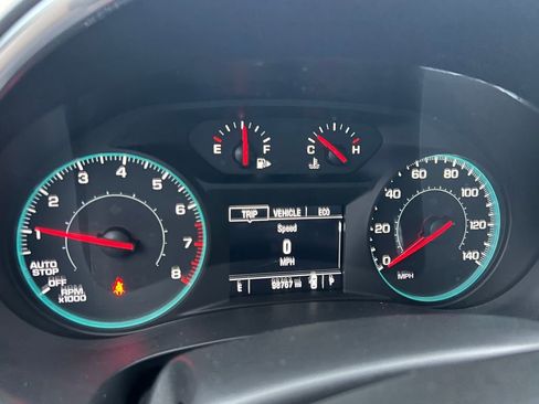 Used 2021 Chevrolet Malibu LT image 19