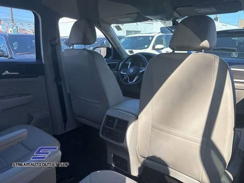 Used 2022 Volkswagen Atlas SE image 11
