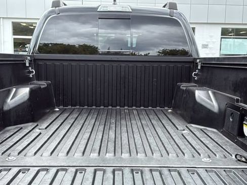 Certified 2022 Toyota Tacoma TRD Sport AWD/4WD image 23