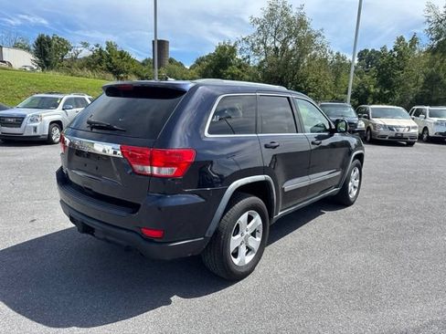 Used 2011 Jeep Grand Cherokee Laredo AWD/4WD image 8