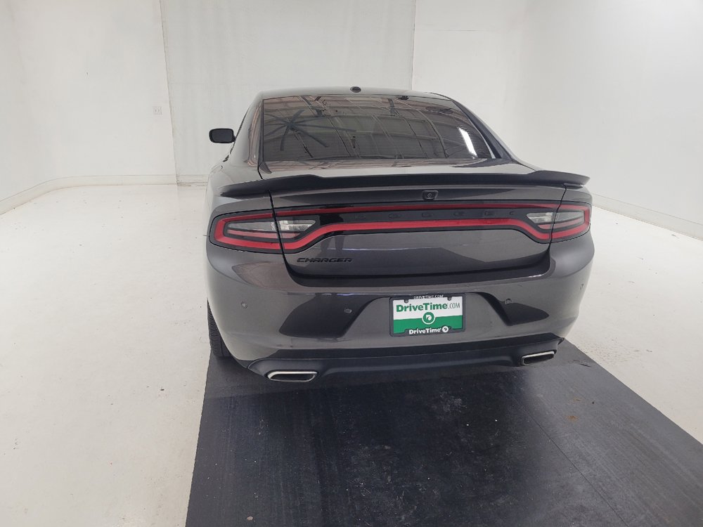Used 2022 Dodge Charger SXT w/ Blacktop Package RWD image 6