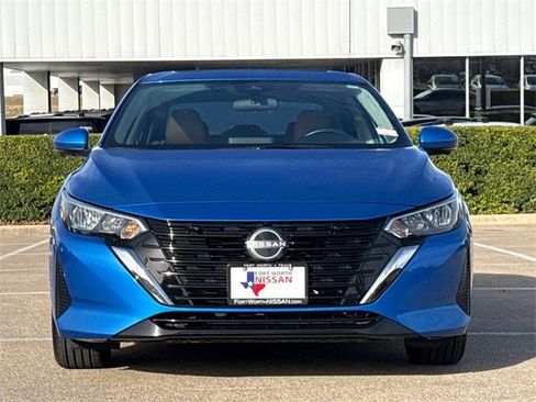 Used 2025 Nissan Sentra SV w/ SV Premium Package image 3