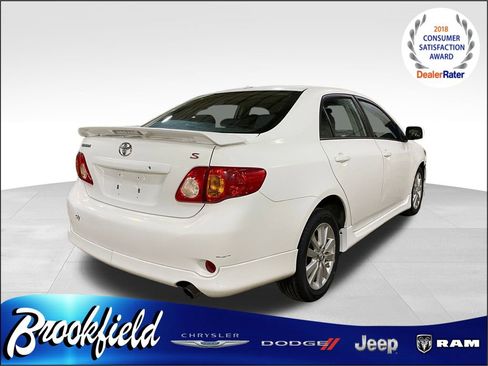 Used 2010 Toyota Corolla image 8
