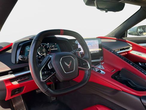 Used 2023 Chevrolet Corvette Stingray Premium Conv w/ Z51 Performance Package RWD image 32