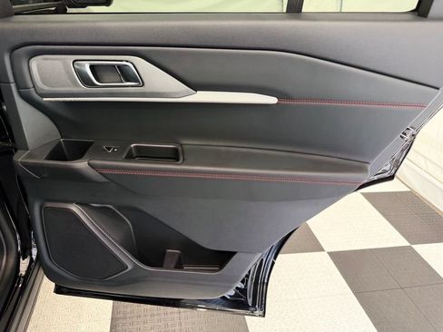New 2026 Ford Explorer ST-Line AWD/4WD image 30