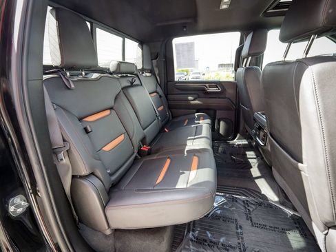 Used 2024 GMC Sierra 2500 AT4 w/ AT4 Premium Plus Package AWD/4WD image 28