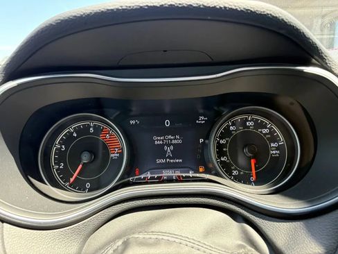 Used 2020 Jeep Cherokee Trailhawk w/ Cold Weather Group AWD/4WD image 15