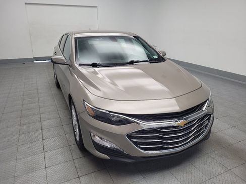 Used 2022 Chevrolet Malibu LT FWD image 14