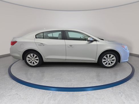 Used 2013 Buick LaCrosse FWD image 4