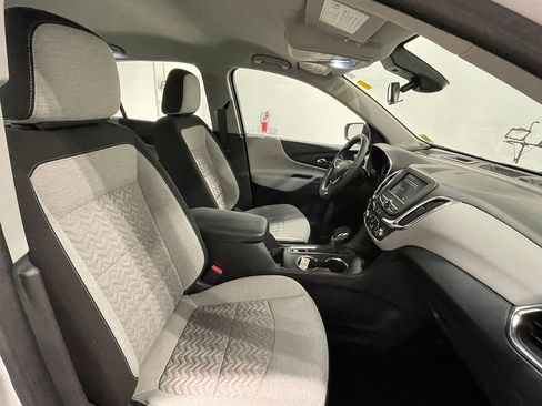 Used 2024 Chevrolet Equinox LS image 25
