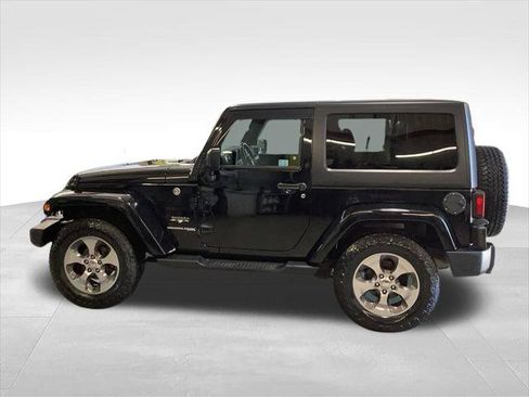 Certified 2018 Jeep Wrangler Sahara w/ Connectivity Group AWD/4WD image 2