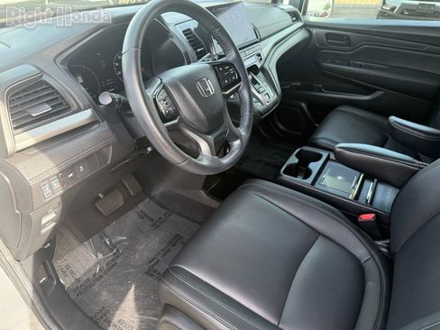 Certified 2025 Honda Odyssey EX-L image 11