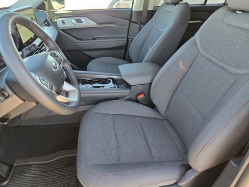 New 2026 Ford Explorer Active RWD image 24