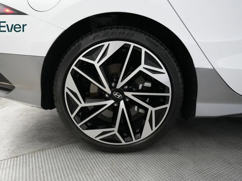 Used 2024 Hyundai Ioniq 6 SEL RWD image 22