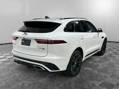 Used 2023 Jaguar F-PACE R-Dynamic S image 5