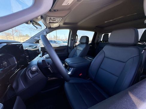 Used 2025 Chevrolet Silverado 1500 LT w/ Leather Package image 10