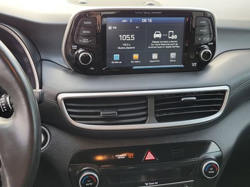 Used 2019 Hyundai Tucson Limited image 11