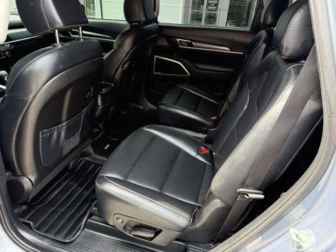 Used 2022 Kia Telluride S image 13