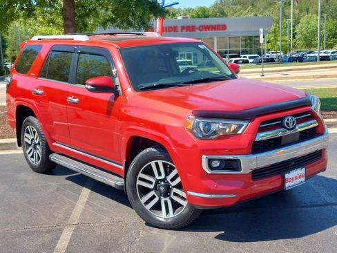 Used 2022 Toyota 4Runner Limited AWD/4WD image 2