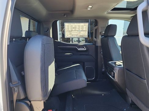 New 2026 GMC Sierra 1500 SLT w/ SLT Premium Plus Package image 45