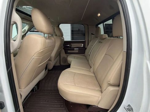 Used 2017 RAM 1500 Laramie w/ Convenience Group image 31