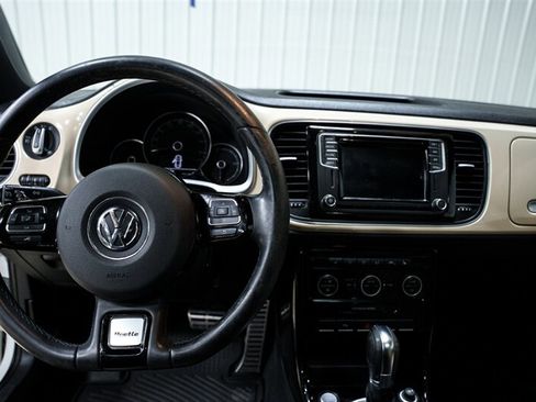 Used 2019 Volkswagen Beetle 2.0T Final Edition SEL FWD image 11