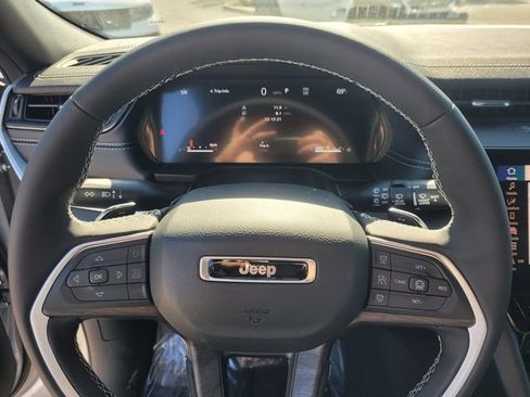 New 2026 Jeep Grand Cherokee Altitude image 27