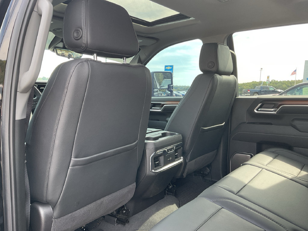 Used 2025 GMC Sierra 2500 Denali w/ Denali Reserve Package AWD/4WD image 31