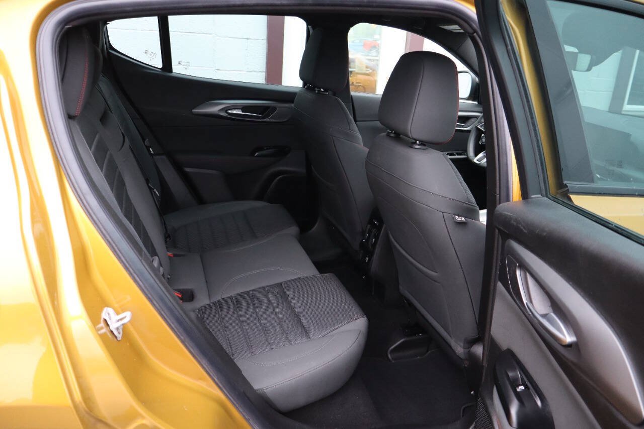 Used 2024 Dodge Hornet R/T w/ R/T Blacktop Package AWD/4WD image 8