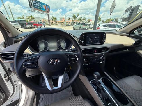 Used 2019 Hyundai Santa Fe SE AWD/4WD image 13