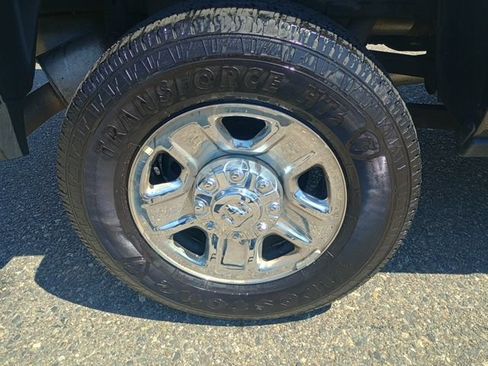 Used 2025 RAM 2500 Tradesman AWD/4WD image 11