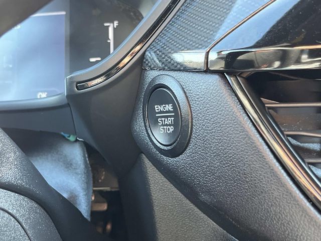 Used 2025 Ford Escape ST-Line FWD image 34