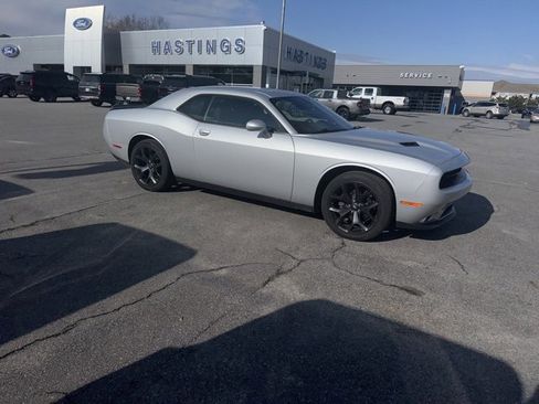 Used 2020 Dodge Challenger SXT w/ Blacktop Package image 1