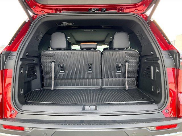 New 2027 Chevrolet Traverse Z71 w/ Driver Confidence Package AWD/4WD image 15