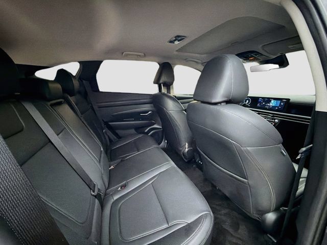 Certified 2025 Hyundai Tucson SEL FWD image 28